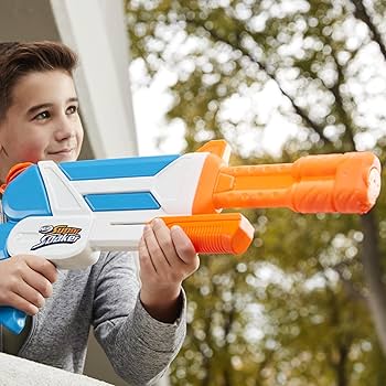 ナーフ　スーパーソーカー　水鉄砲　タンクリュック付き Amazon | ハズブロ(HASBRO) ナーフ スーパーソーカー ツイスター